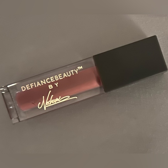 NIB~Defiance Beauty By Nechami Lipstick - Picture 2 of 6